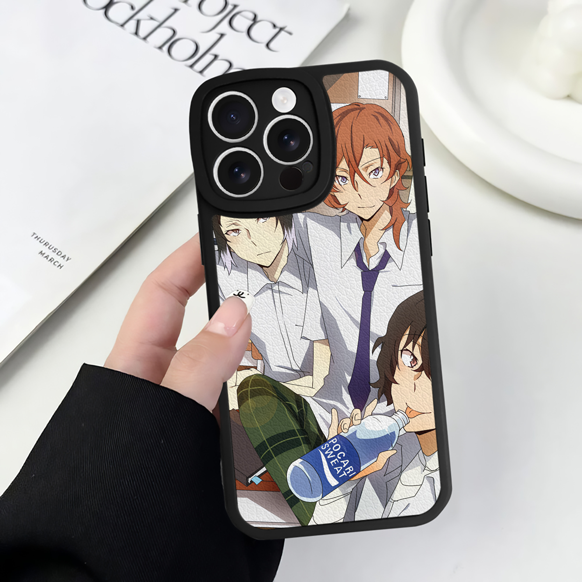 （画像用） 文豪ストレイドッグス Bungo Stray Dogs 【iPhone 16シリーズ対応】シリコンスマホケース（レザー調） 材質：シリコン